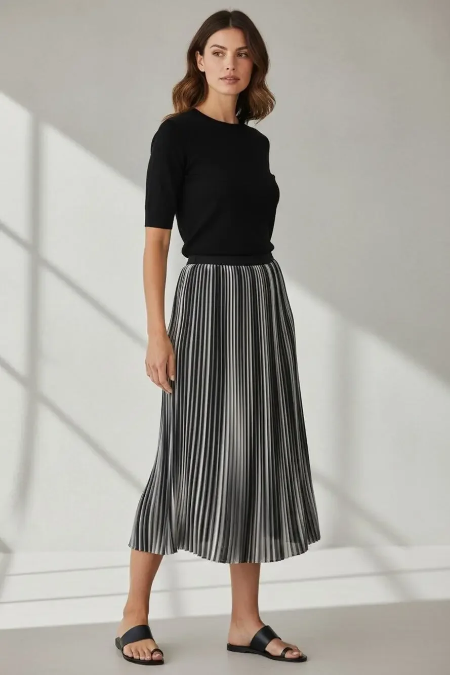 A6 NWOT EILEEN FISHER Black/Bone Ombre Gradient Design Pleated Skirt Size S